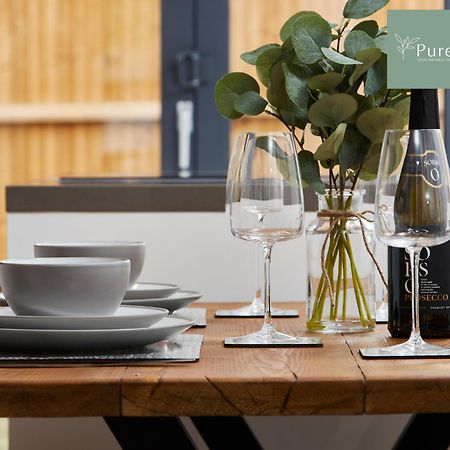Stunning 5 Bed Manchester House With Parking By Purestay Short Lets & Serviced Accommodation Exterior photo