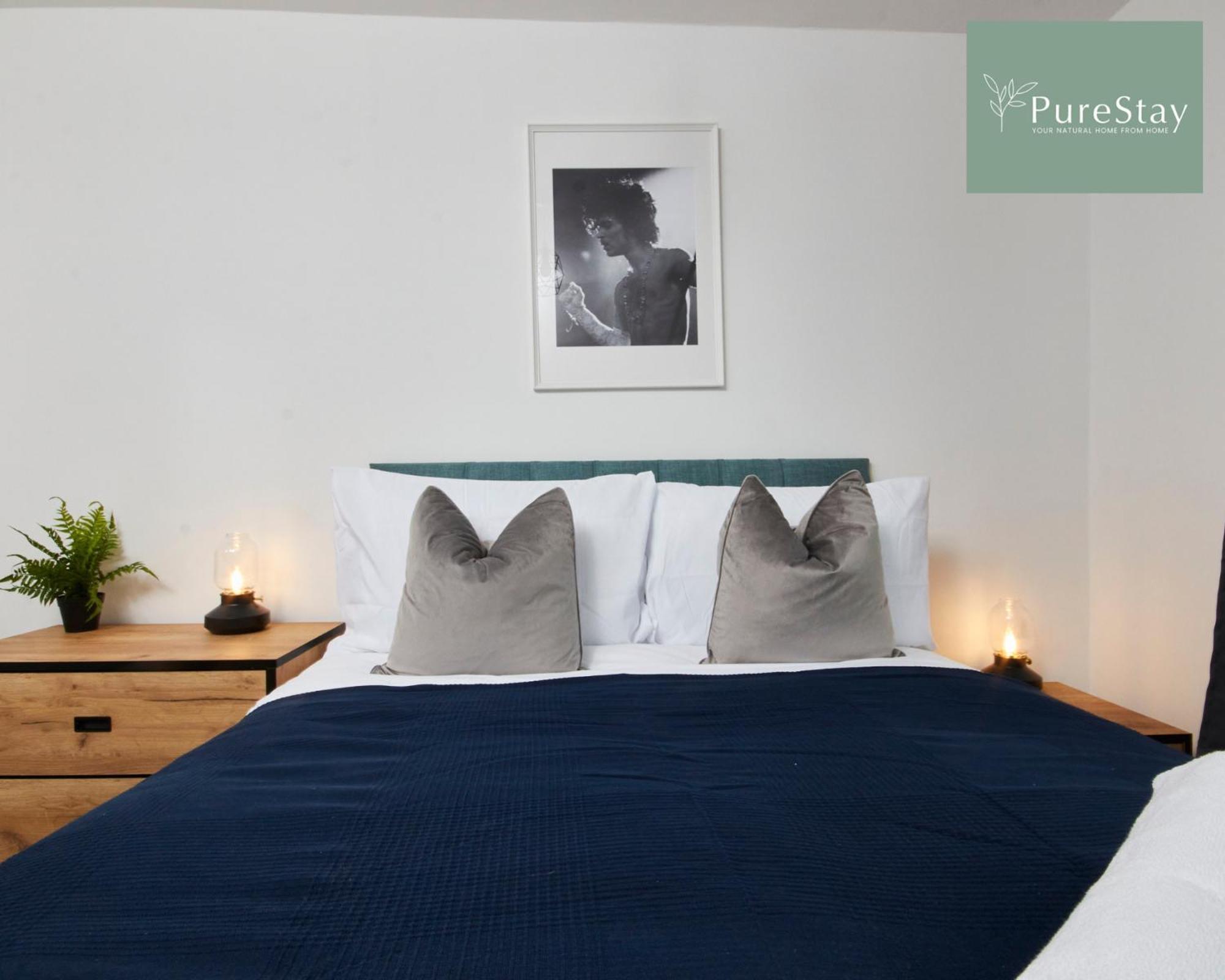 Stunning 5 Bed Manchester House With Parking By Purestay Short Lets & Serviced Accommodation Exterior photo