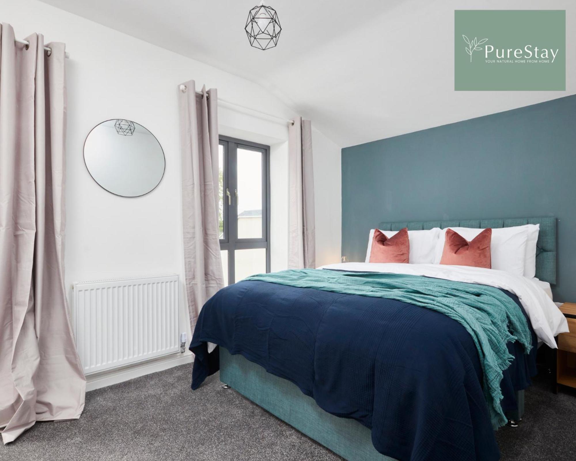 Stunning 5 Bed Manchester House With Parking By Purestay Short Lets & Serviced Accommodation Exterior photo