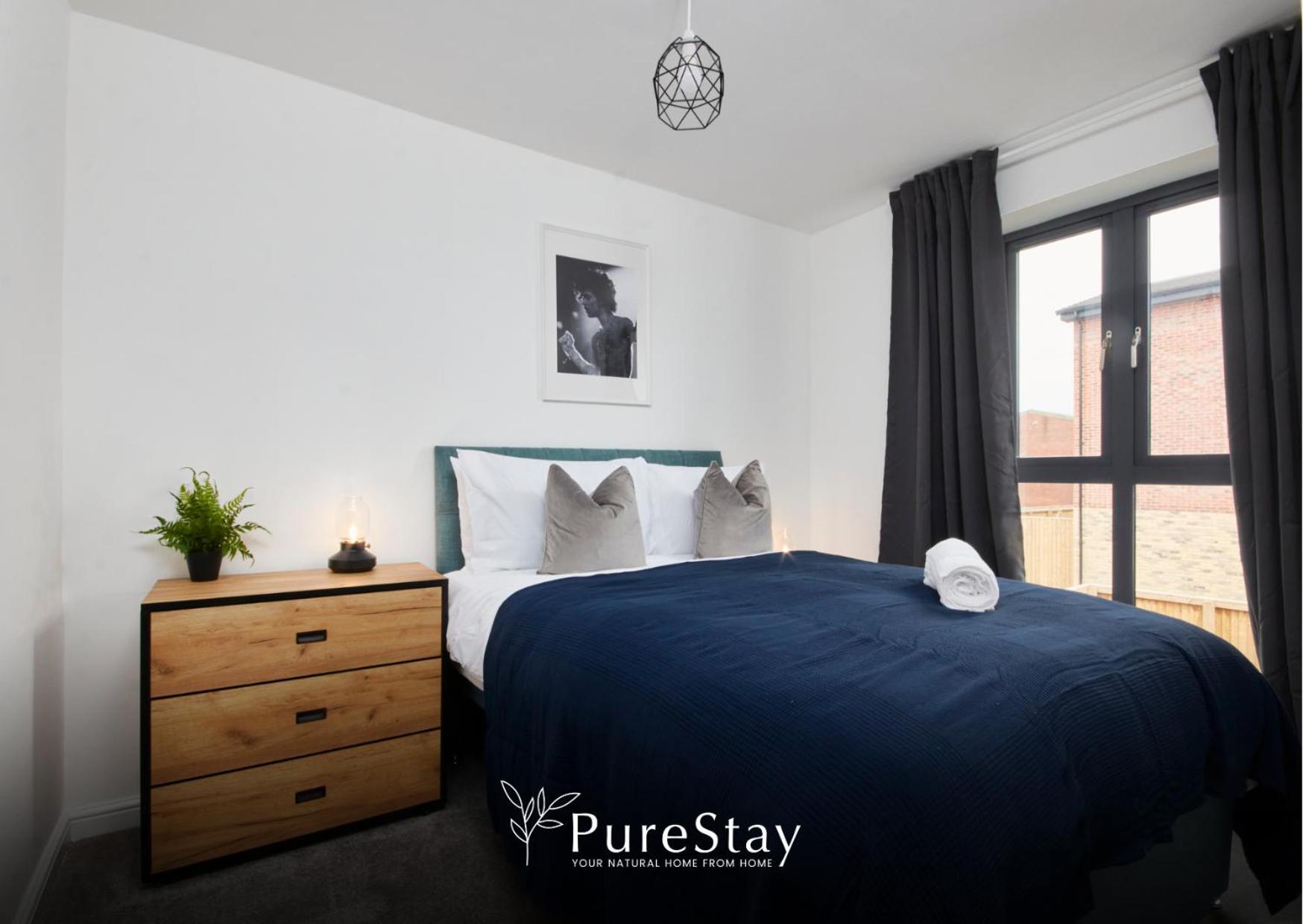 Stunning 5 Bed Manchester House With Parking By Purestay Short Lets & Serviced Accommodation Exterior photo
