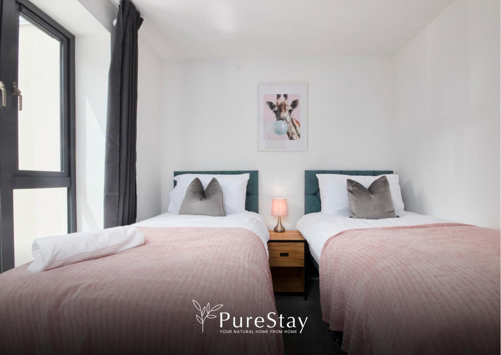 Stunning 5 Bed Manchester House With Parking By Purestay Short Lets & Serviced Accommodation Exterior photo